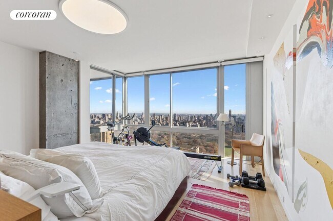 Photo - 101 W 67th St