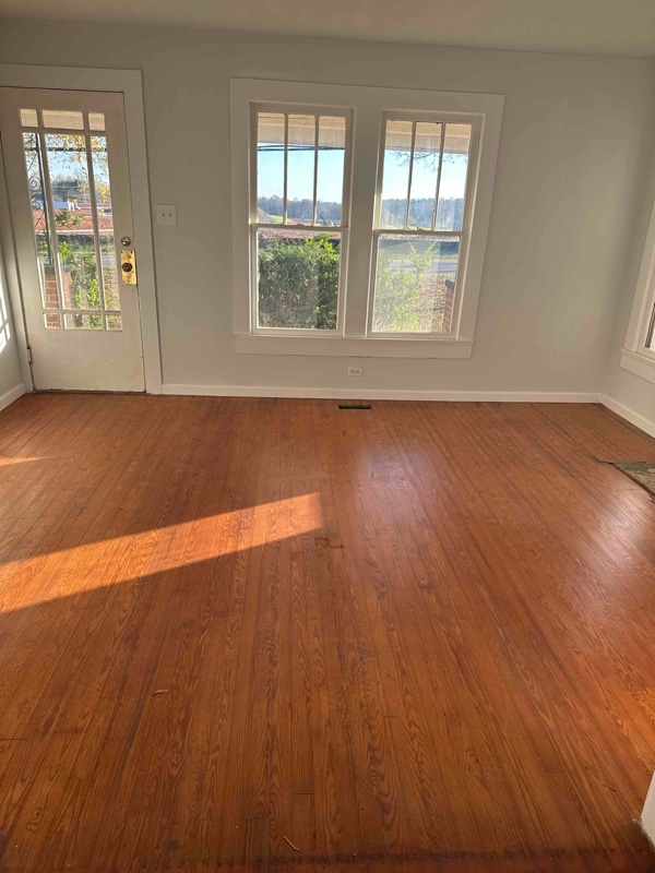 Photo - 2720 Newton Dr