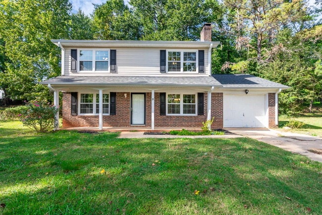 Building Photo - Spacious 3BR/2.5BA with Fenced Yard & Attached Garage in Piedmont $1,850/mo rent
