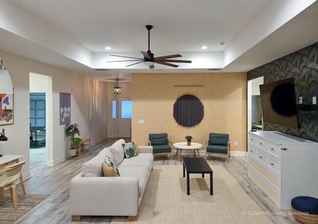 Photo - 4460 NW 19th St