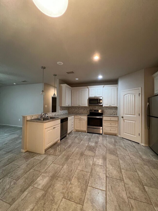 Photo - Easy Living with AMRR: 3 Bedroom Home In Cooper ISD!