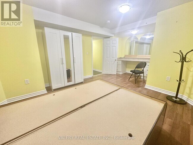 Photo - 9 Brambank Crescent