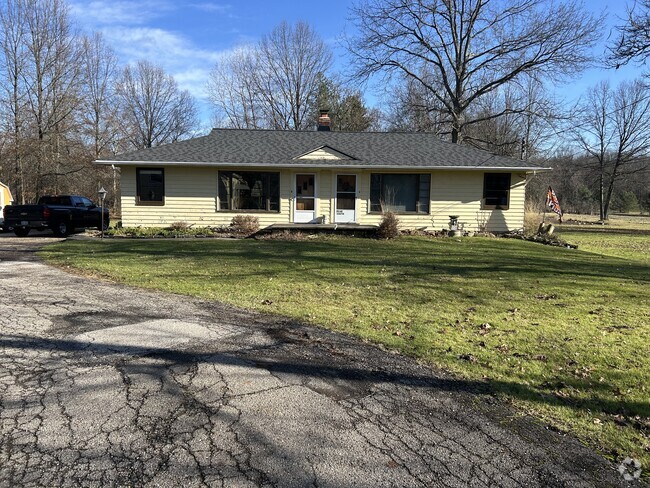 Building Photo - 13301 State Rd Unit Duplex North Rental