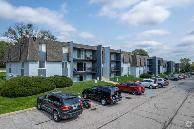 Photo - Forest Hills