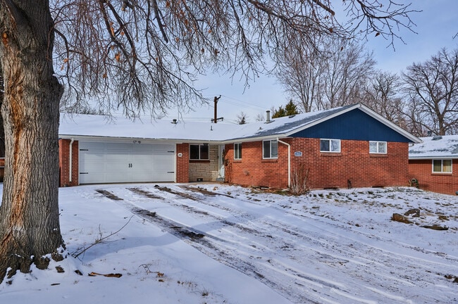 151 S Ames St Unit 4