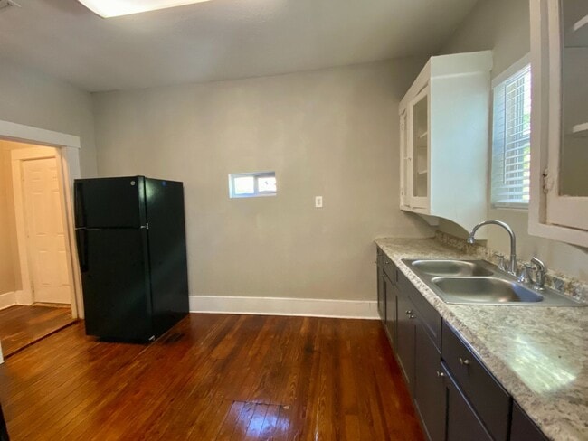 Photo - Highland Park adorable 2bd/1ba home AVAILABLE NOW!