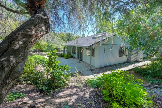 Photo - Beautiful 3-Bedroom Home in North Auburn's Sierra Foothills