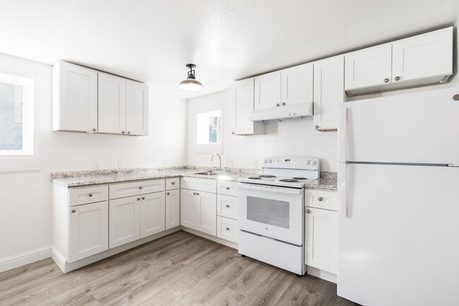 Photo - 2120 Lincoln Ave #D - 2 bedroom | 1 bath |... Unidad 2120 Lincoln Ave #D