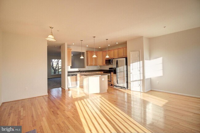 Photo - 2604 Emerson Dr