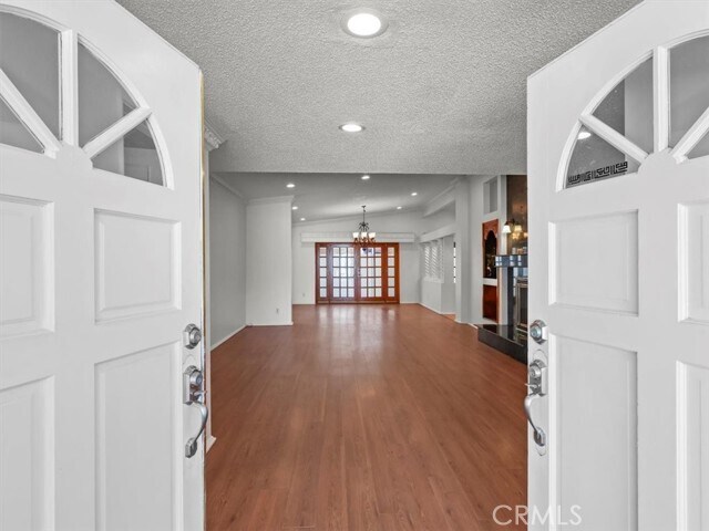 Photo - 8501 Enfield Ave