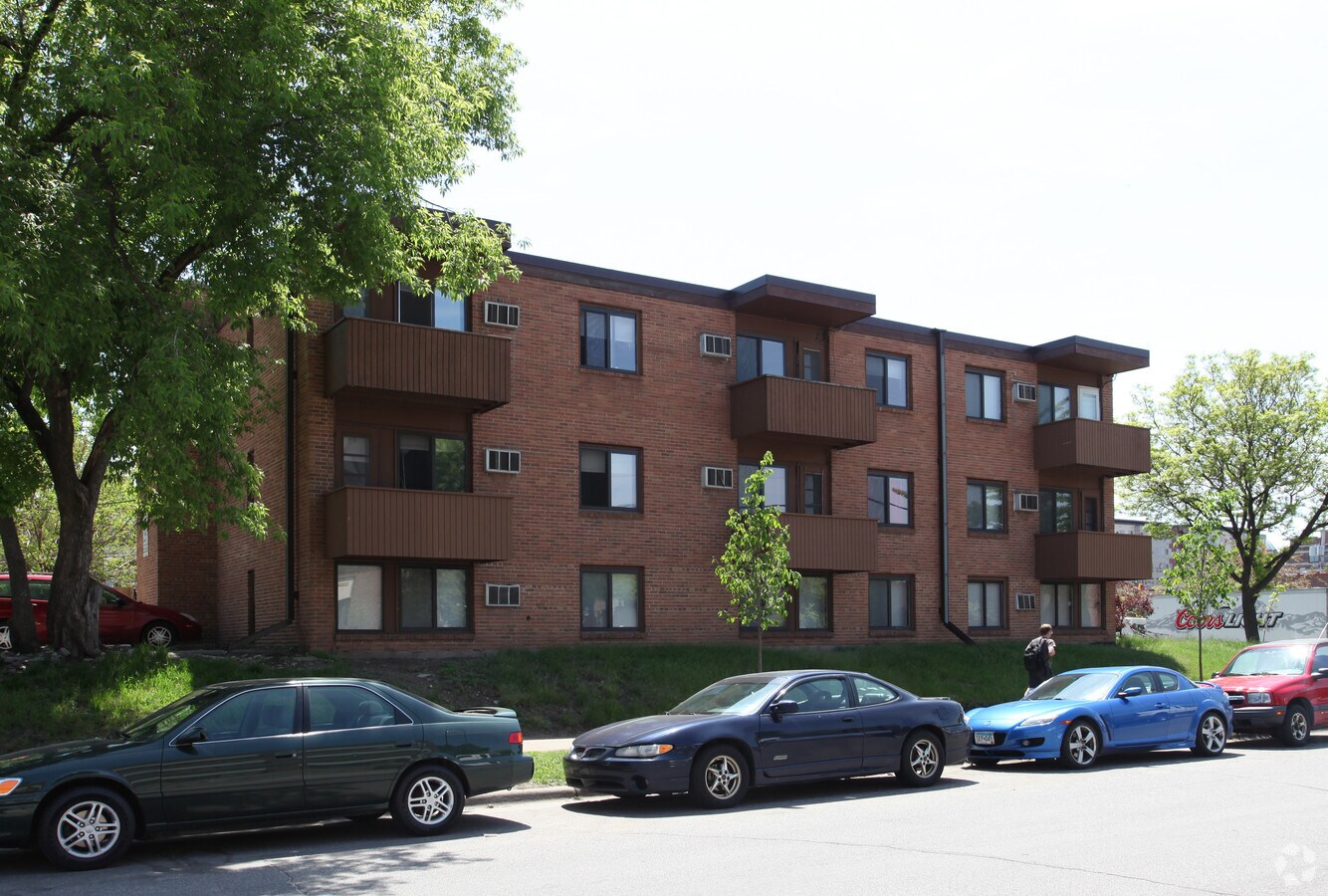 Photo - Marshall Student Housing Co-op