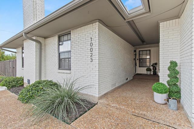 Photo - 10023 Olmos Dr