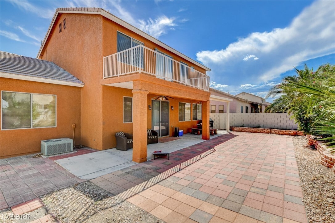 Photo - 1116 Stoneypeak Ave