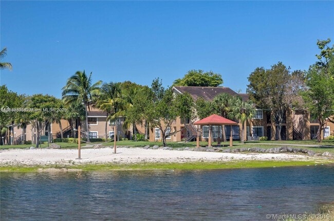 Building Photo - 10691 SW 155th Pl Unit 1509