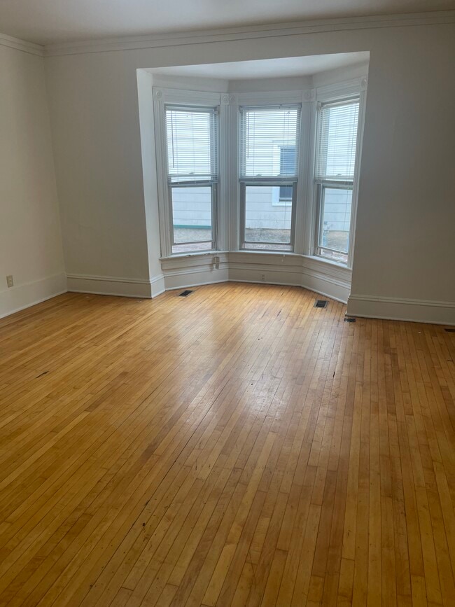 Photo - 852 Elmwood Ave