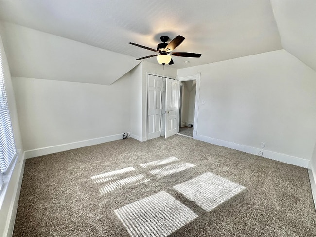 Photo - 1008 Giles St