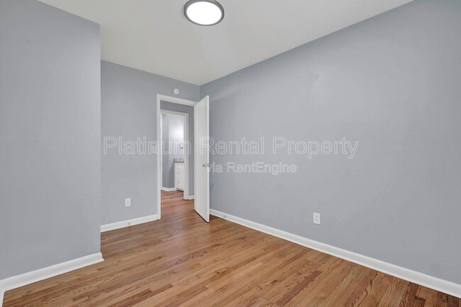Photo - 2315 Shancey Ln