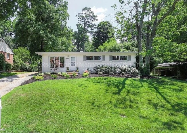 Building Photo - 3110 Canterbury St