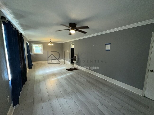 Photo - 3030 Oak Forest Dr