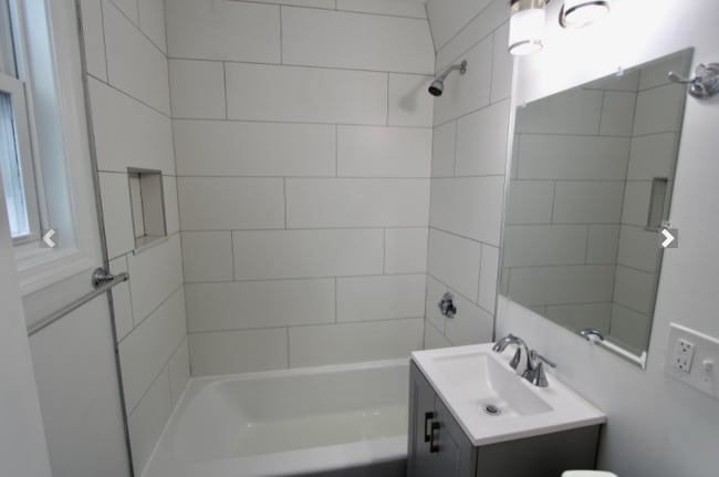 Photo - 55 Forest Ave Unidad 2R