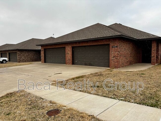 Photo - 1842 Post Oak Rd