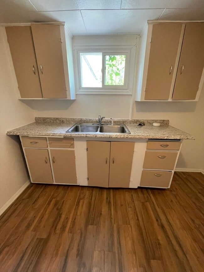 Photo - 834 Wyoming Avenue Unit Wyoming