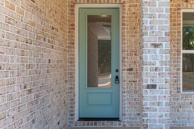 Photo - New All Brick 4 Bedroom in Niceville!