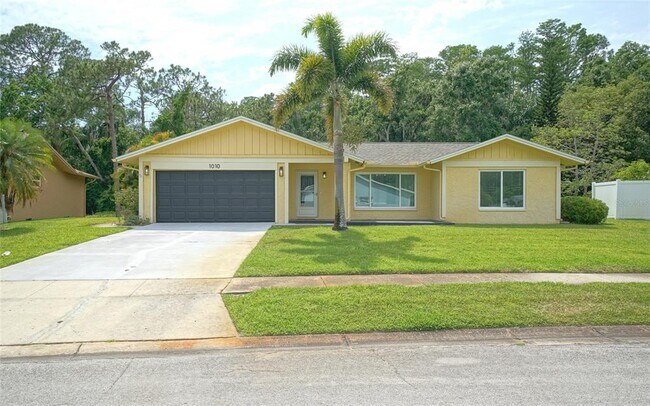 Photo - 1010 Mainsail Way House
