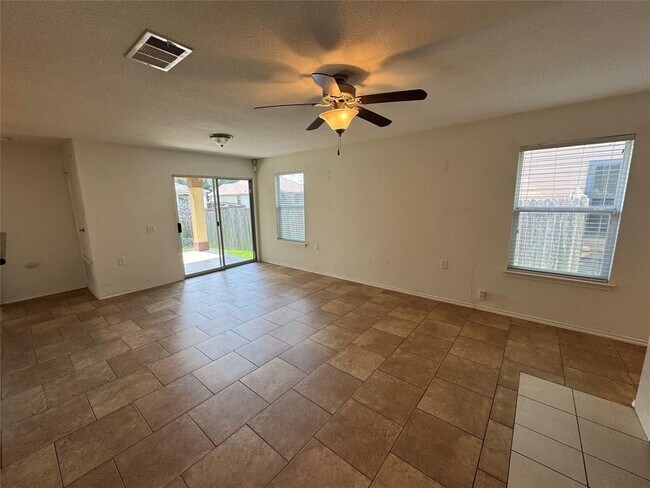 Photo - 8901 Stambourne St