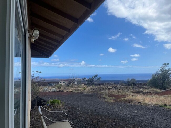 Photo - Pet friendly 3 bedroom / 2 bath home with ...