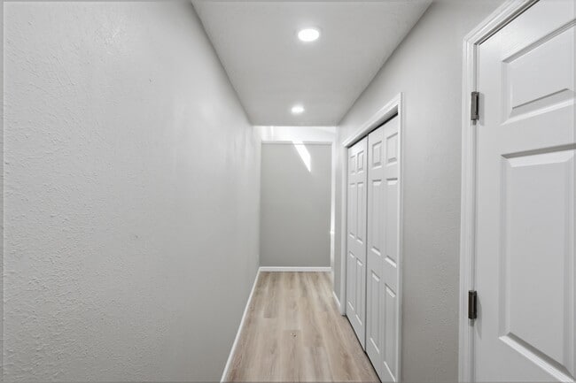 Photo - 12229 Menaul Blvd NE Unit A