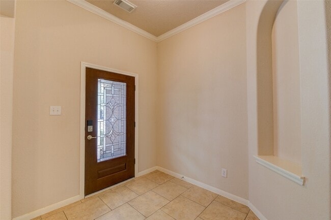 11 Ebony Oaks Pl