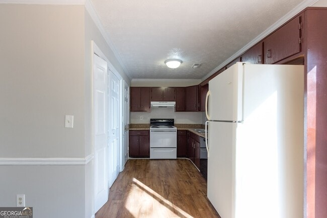 Photo - 141 Brownsmill Dr