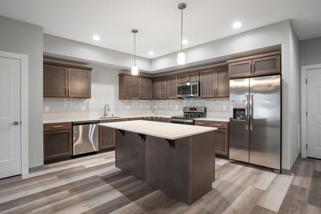 Photo - 1603 N Manifold Ln