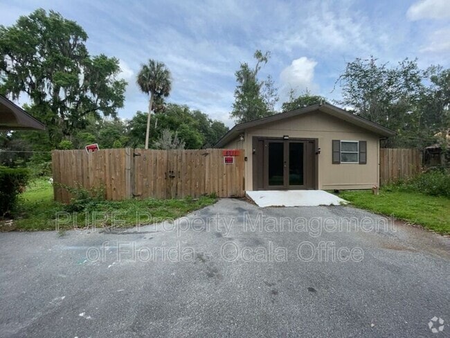 Building Photo - 4211 SW 6th Ave Rental