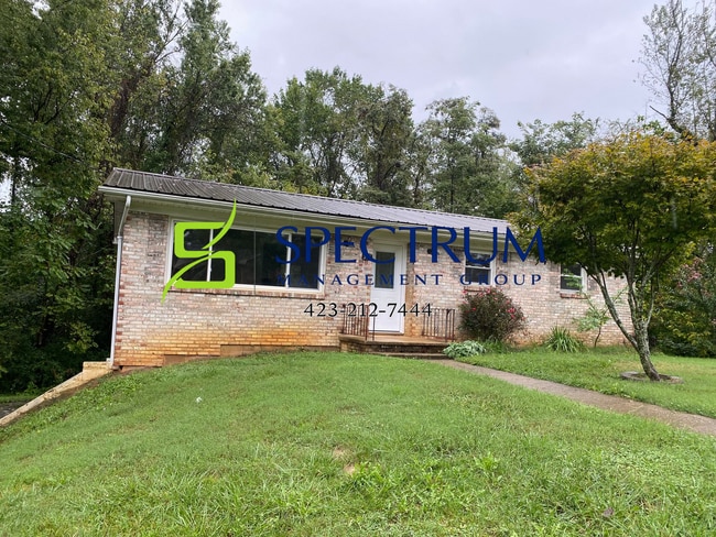 Building Photo - Remodeled 3 Bedroom home