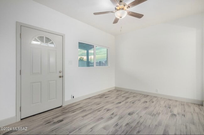 Photo - 6824 S Burcham Ave