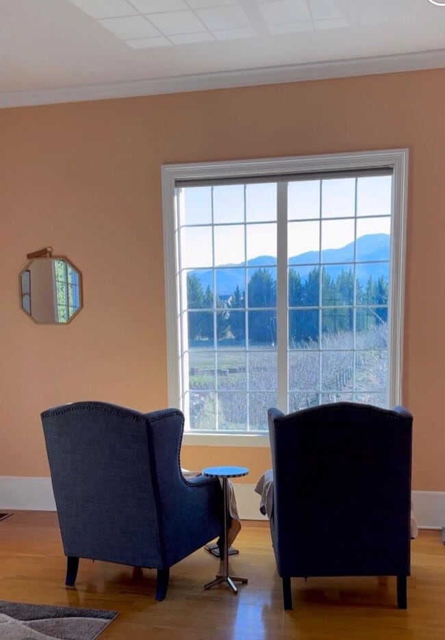 Photo - One of a kind furnished apartment on Creek... Unidad Chateau #2