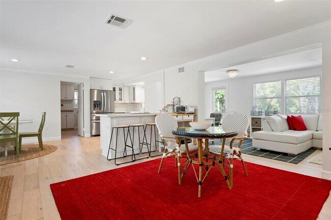 Photo - 805 Tennessee Ln