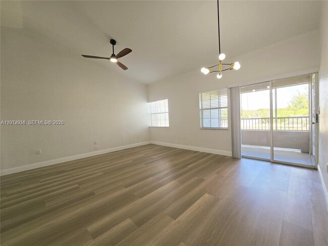 Photo - 2881 N Oakland Forest Dr Unit 310