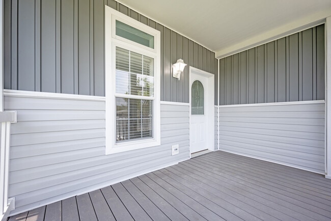 Photo - 1618 Killarney Ct