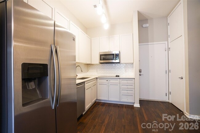 Photo - 2125 Southend Dr Unit 243