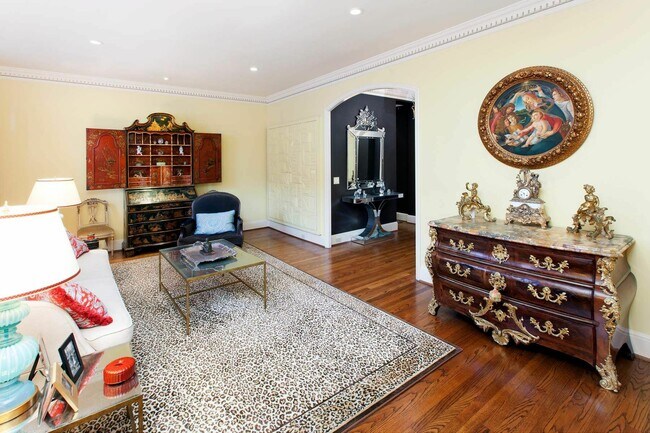 Photo - 1250 Jones St Unit 203