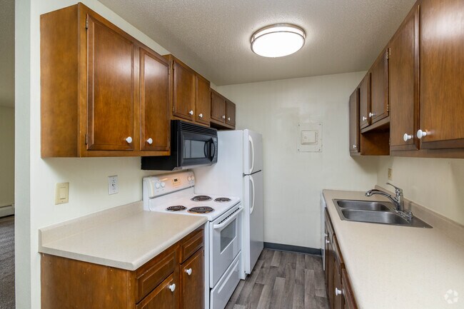 1BR, 1BA - 750SF - Kitchen