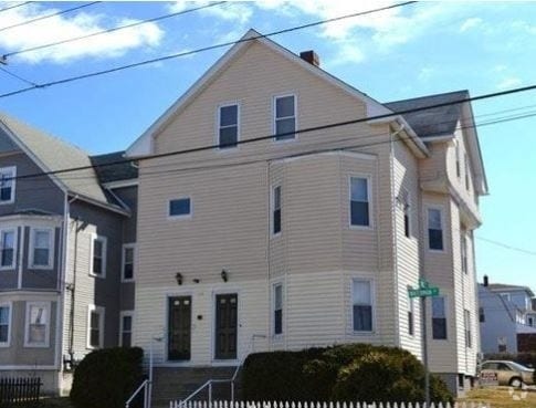 Building Photo - 115 Waterman Ave Rental