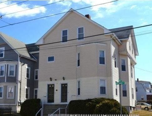 Photo - 115 Waterman Ave