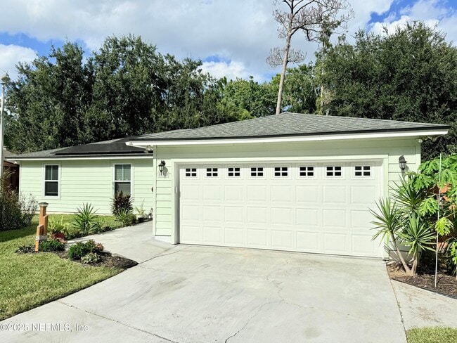 Building Photo - 10373 Windfern Ct N