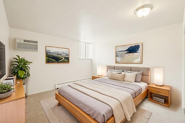 Building Photo - Medical Center Court