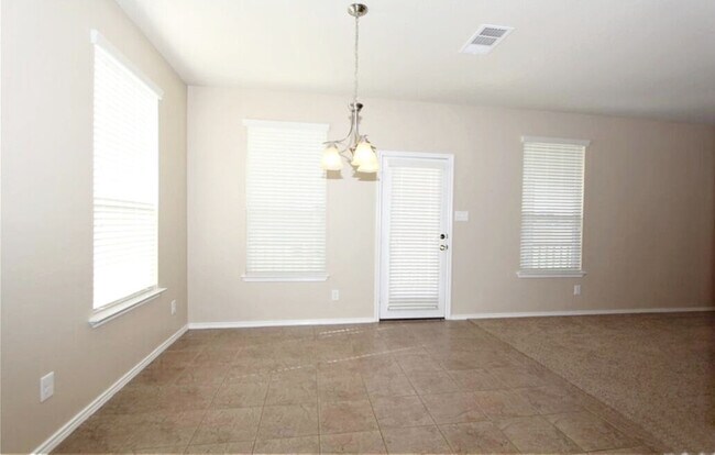 Photo - 2507 Black Orchid Dr