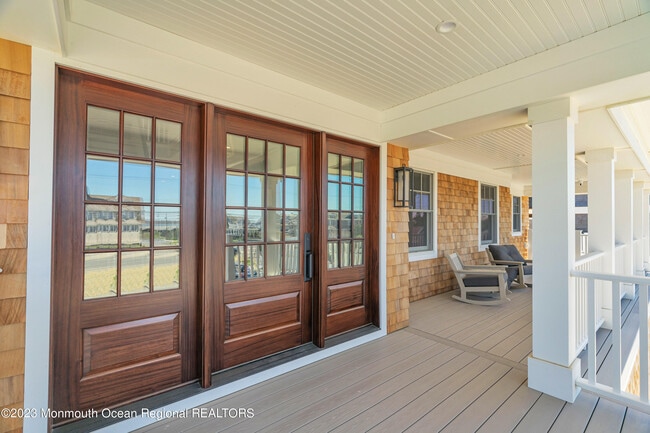 1407 Ocean Ave